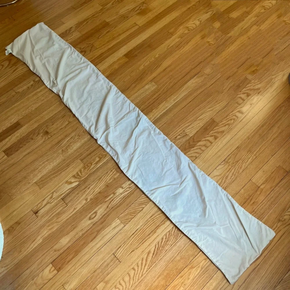 Crate and Barrel Floret Embroidered Table Runner